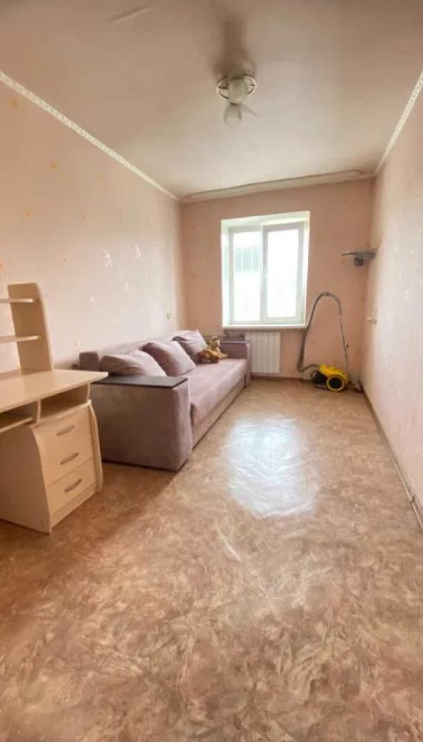 Квартира, 5-кімн., Харьков, Павлово Поле, 23 Августа