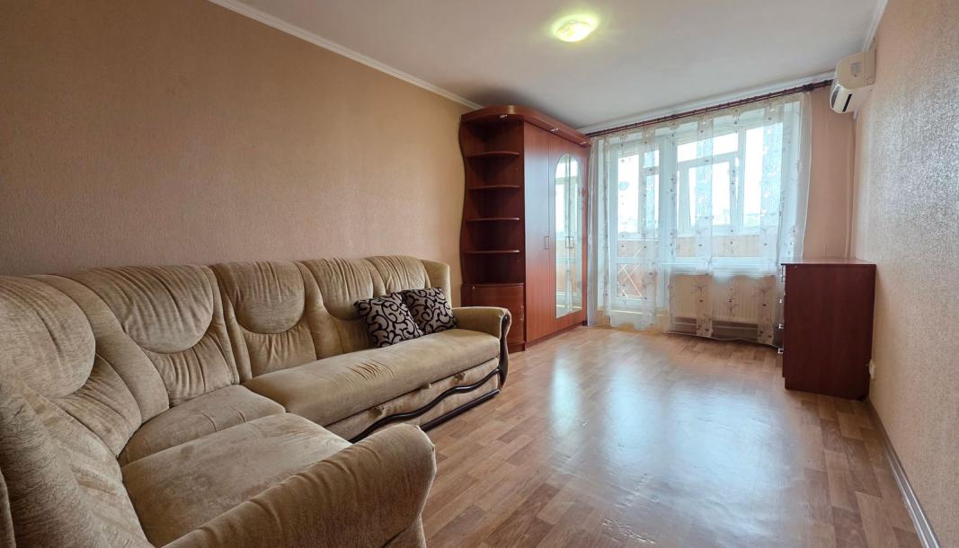 Квартира, 1-кімн., Харьков, 605м/р, Тракторостроителей просп.