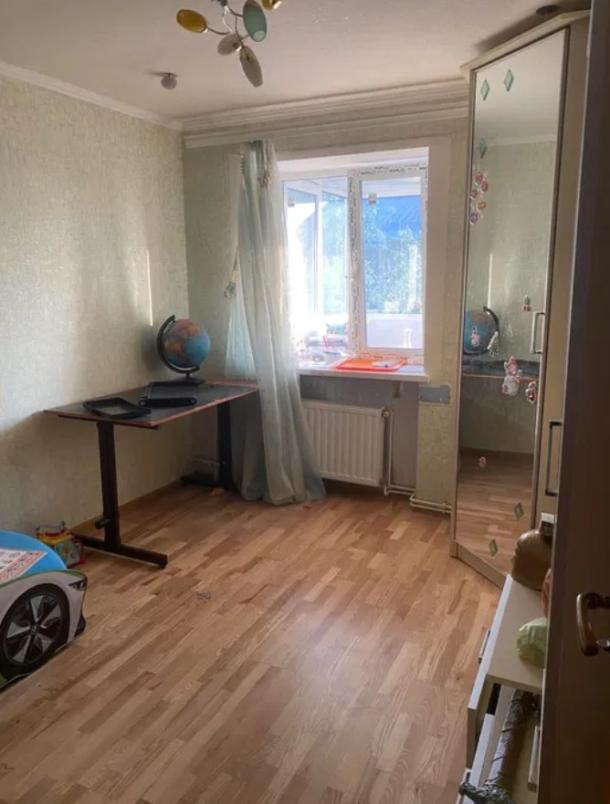Квартира, 4-кімн., Дергачи, Харьковский район, Центральная