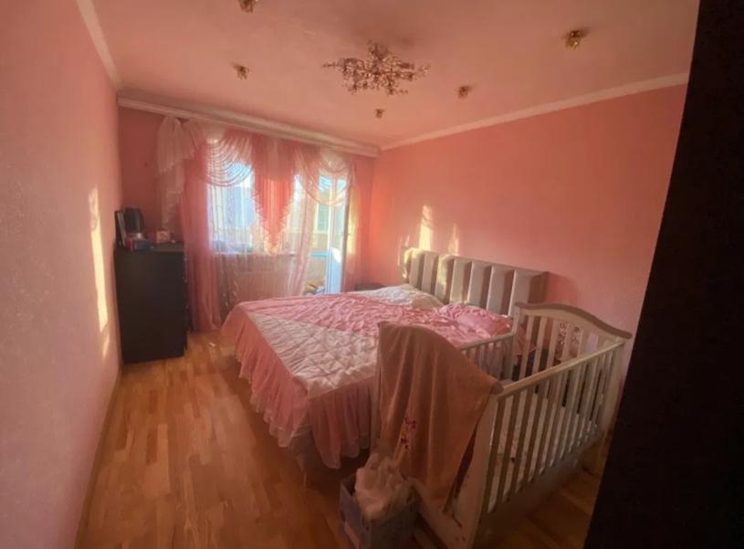 Квартира, 4-кімн., Дергачи, Харьковский район, Центральная