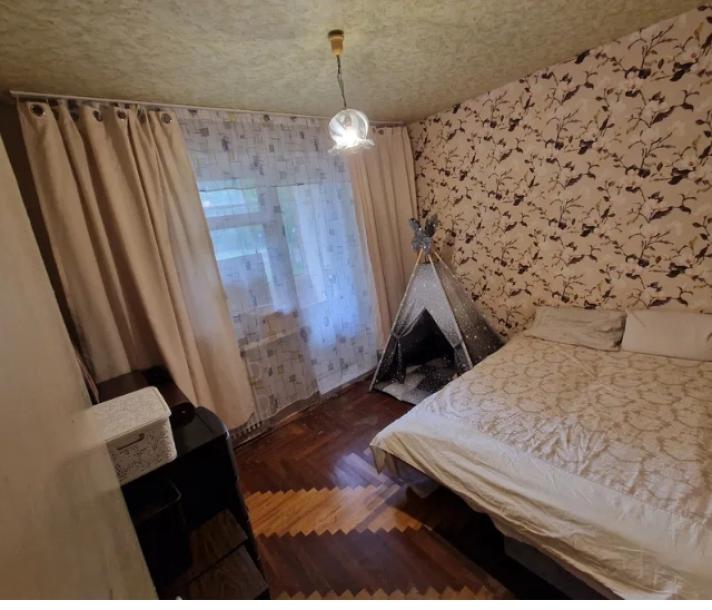 Квартира, 4-кімн., Харьков, Одесская, Аэрокосмический просп. (Гагарина проспект)
