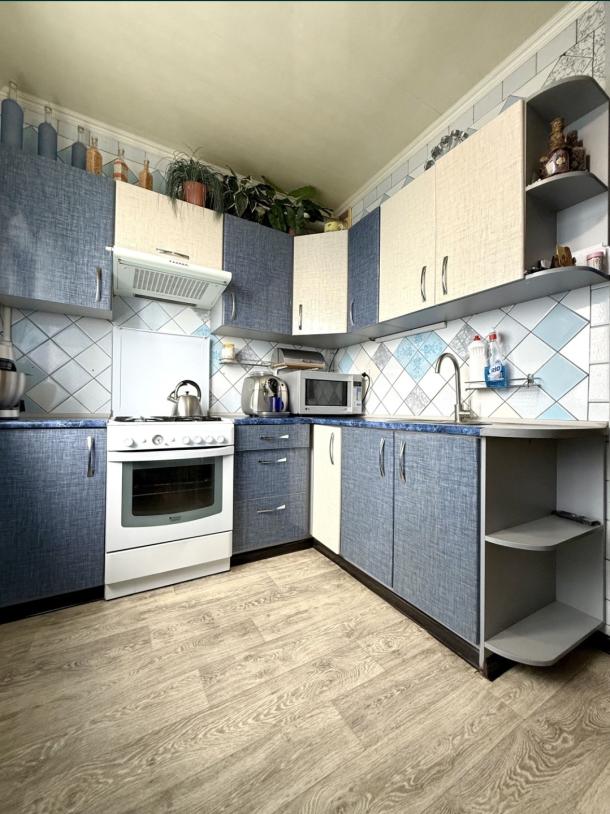 Квартира, 4-кімн., Харьков, 656м/р, Юбилейный пр. (50 лет ВЛКСМ пр.)