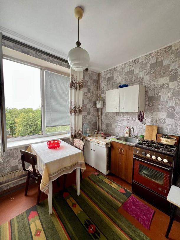 Квартира, 1-кімн., Харьков, 608м/р, Непокоренных (Героев Труда)