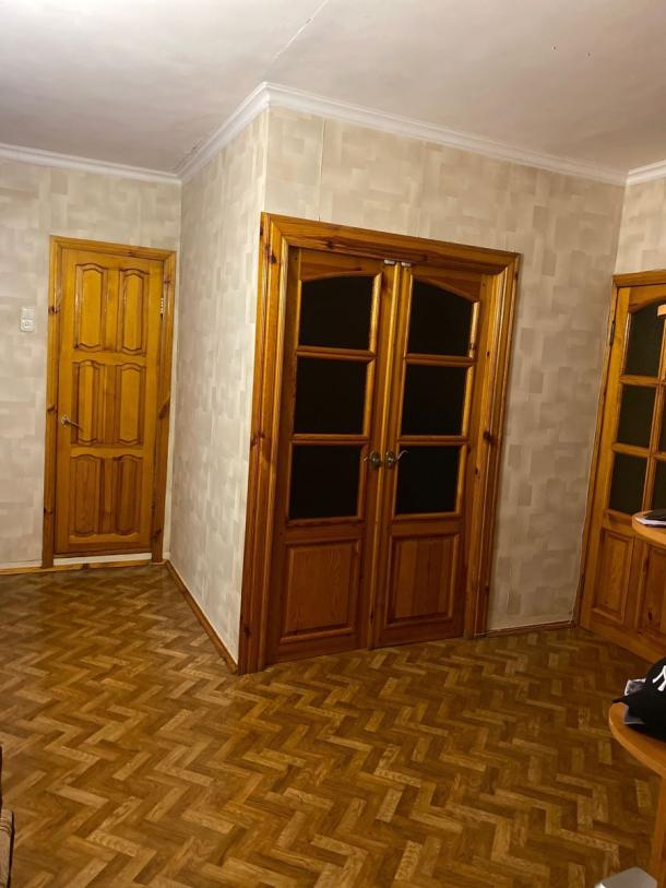 Квартира, 3-кімн., Харьков, 606Ам/р, Светлая