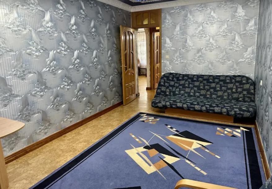 Квартира, 3-кімн., Харьков, 520м/р, Валентиновская