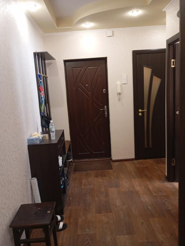 Квартира, 3-кімн., Харьков, 531м/р, Тракторостроителей просп.