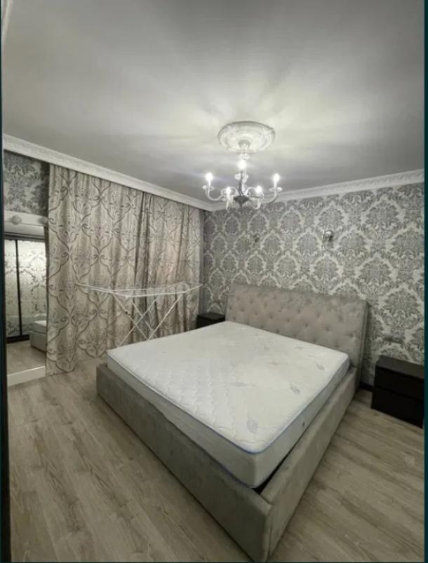 Квартира, 2-кімн., Харьков, Павлово Поле, Науки пр.