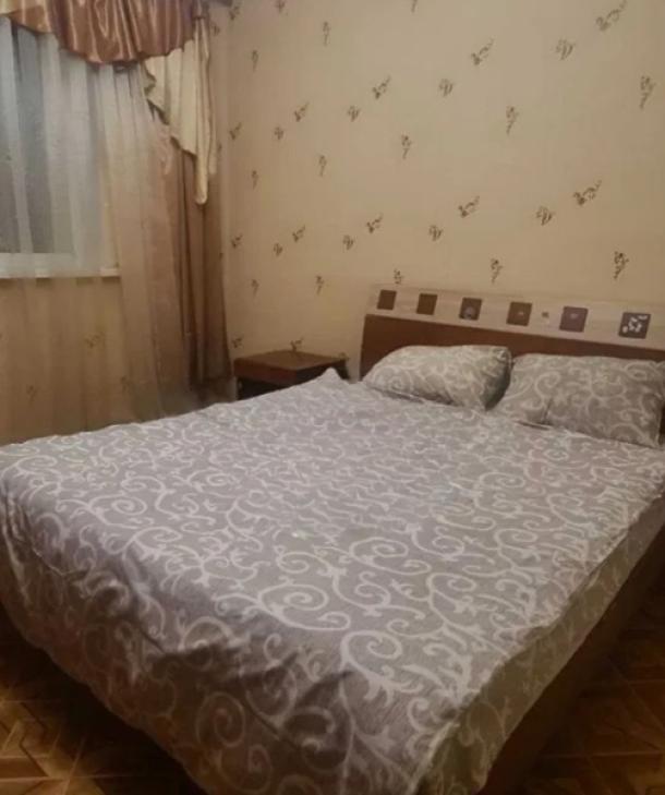 Квартира, 2-кімн., Харьков, 522м/р, Непокоренных (Героев Труда)