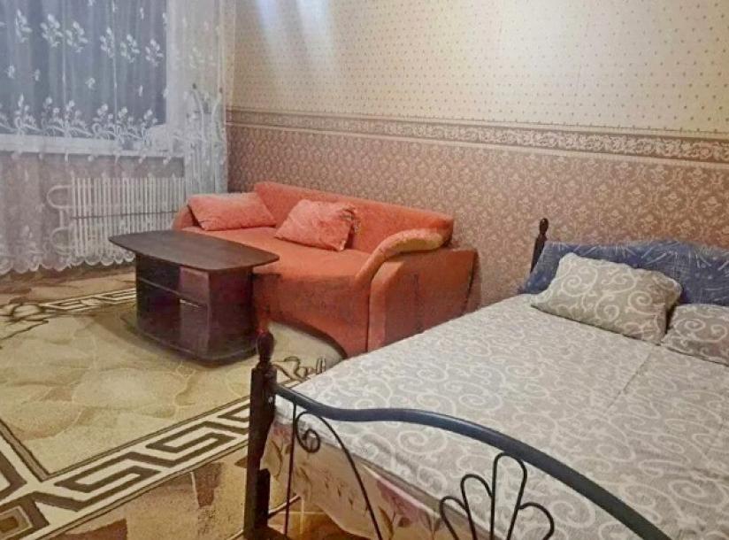 Квартира, 2-кімн., Харьков, 522м/р, Непокоренных (Героев Труда)