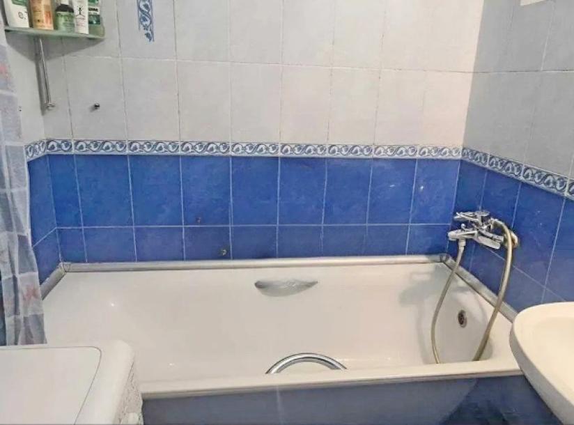 Квартира, 2-кімн., Харьков, 522м/р, Непокоренных (Героев Труда)