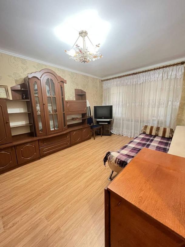Квартира, 1-кімн., Харьков, Пятихатки, Синельникова