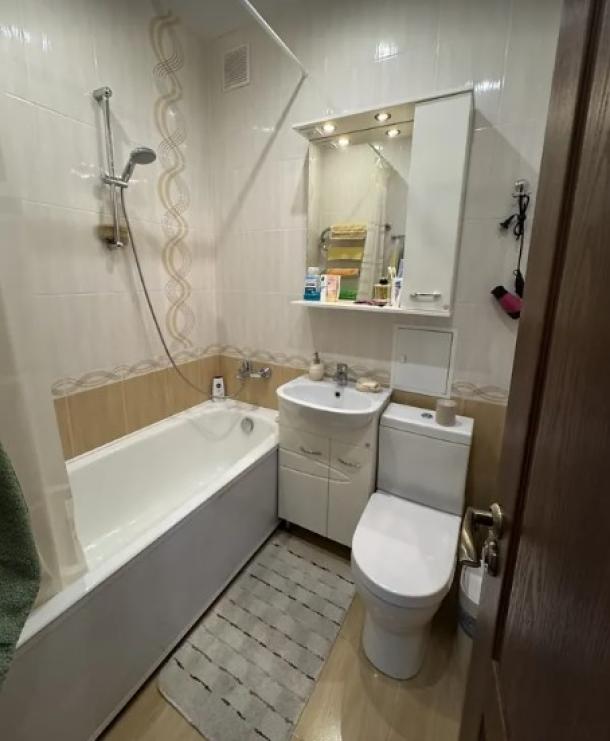 Квартира, 2-кімн., Харьков, Новые Дома, Героев Харькова пр-т
