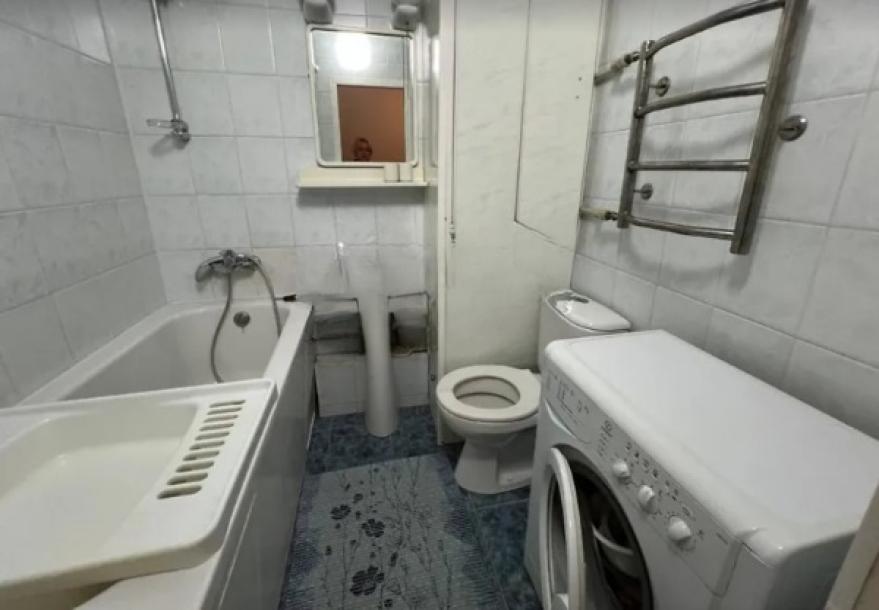 Квартира, 3-кімн., Харьков, Жуковского поселок, Жуковского проспект