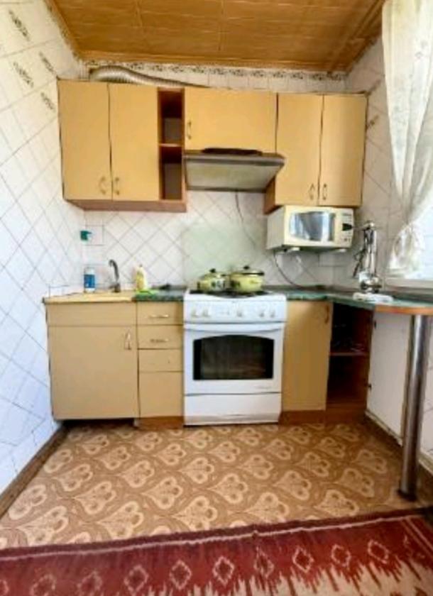 Квартира, 3-кімн., Харьков, Горизонт, Ростовская