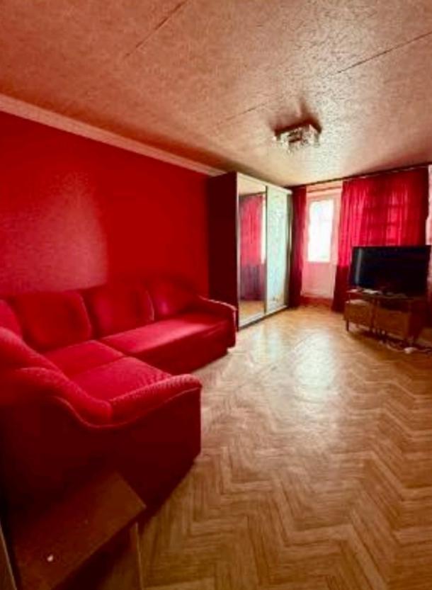 Квартира, 3-кімн., Харьков, Горизонт, Ростовская