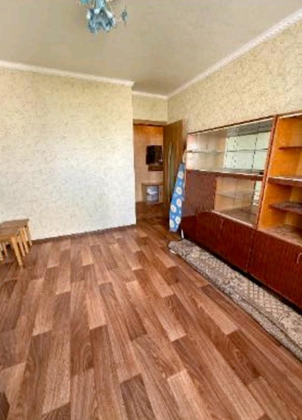 Квартира, 3-кімн., Харьков, Горизонт, Ростовская