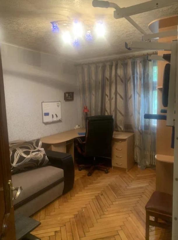 Квартира, 3-кімн., Харьков, 608м/р, Гвардейцев Широнинцев