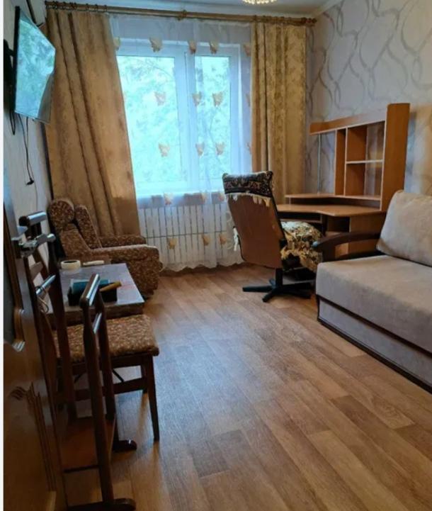 Квартира, 2-кімн., Харьков, 1 Северная Салтовка, Гвардейцев Широнинцев