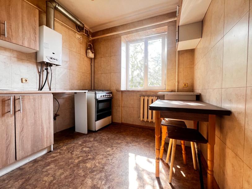 Квартира, 3-кімн., Харьков, Жуковского поселок, Академика Проскуры