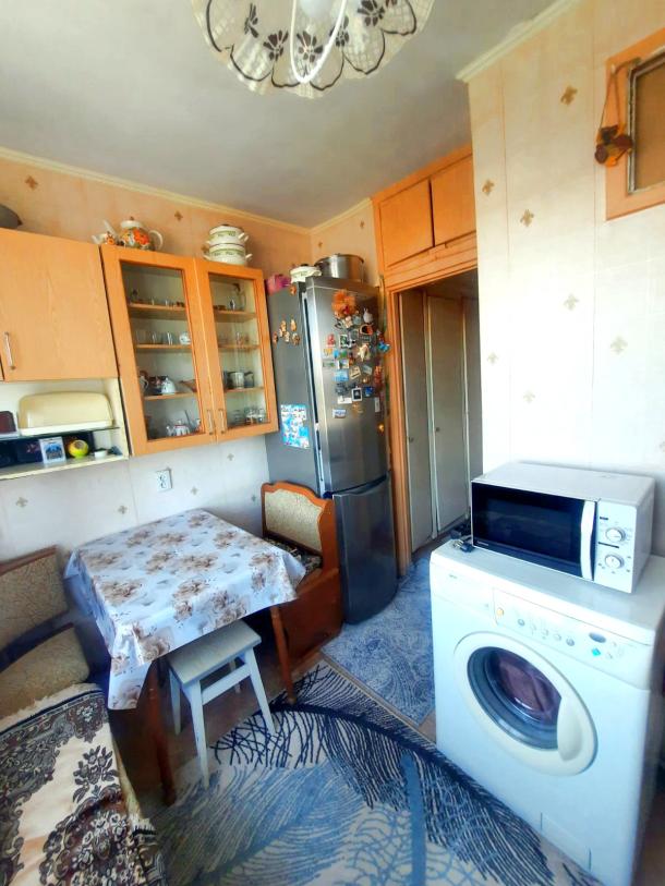 Квартира, 3-кімн., Харьков, Новые Дома, Каденюка (Танкопия)