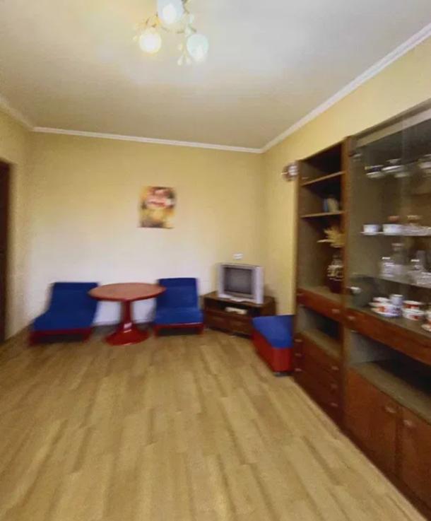 Квартира, 1-кімн., Харьков, Алексеевка, Ахсарова
