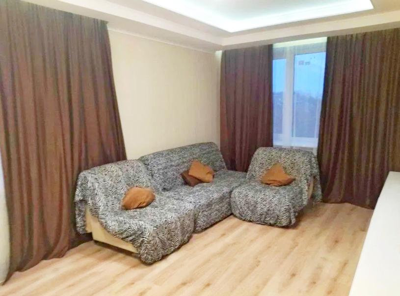 Квартира, 3-кімн., Харьков, Пятихатки, Академика Курчатова проспект