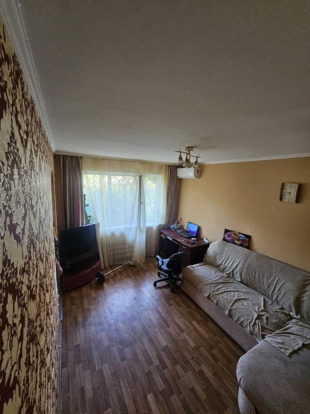 Квартира, 2-кімн., Харьков, 607м/р, Непокоренных (Героев Труда)