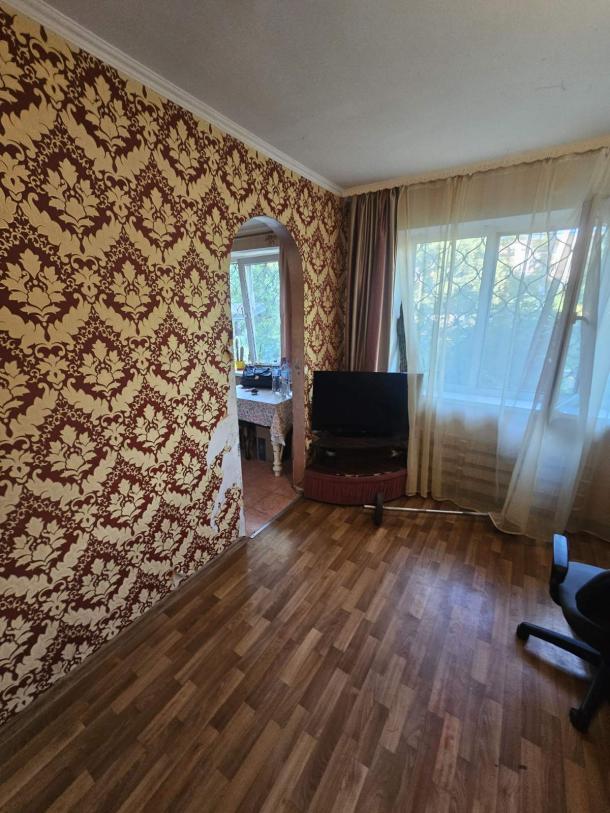 Квартира, 2-кімн., Харьков, 607м/р, Непокоренных (Героев Труда)