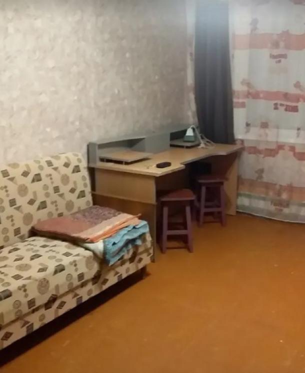 Квартира, 2-кімн., Харьков, 605м/р, Тракторостроителей просп.