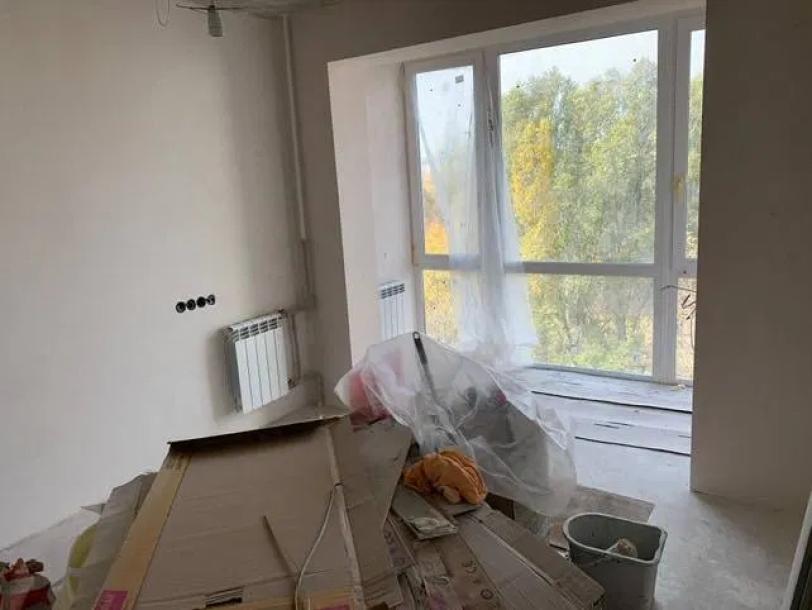 Квартира, 3-кімн., Харьков, 522м/р, Академика Барабашова