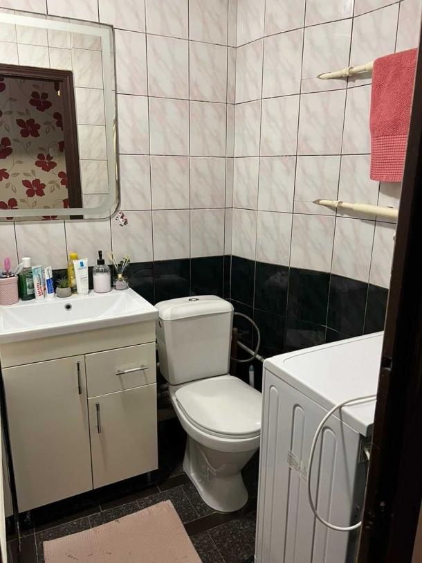 Квартира, 2-кімн., Харьков, 606м/р, Тракторостроителей просп.