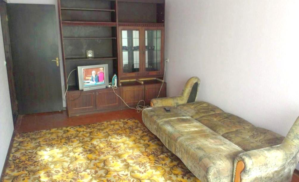Квартира, 2-кімн., Харьков, 524м/р, Гвардейцев Широнинцев