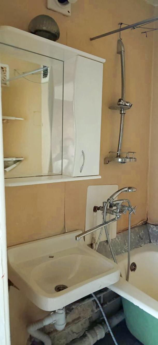 Квартира, 2-кімн., Харьков, 522м/р, Непокоренных (Героев Труда)
