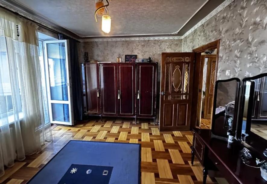 Квартира, 3-кімн., Харьков, Шатиловка, Авиационная