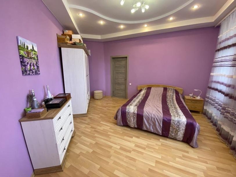 Квартира, 2-кімн., Харьков, Лысая Гора, Андреевская
