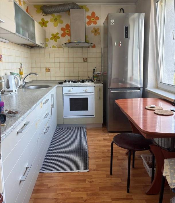 Квартира, 3-кімн., Харьков, 605м/р, Юбилейный пр. (50 лет ВЛКСМ пр.)