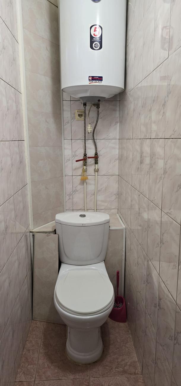 Квартира, 3-кімн., Харьков, 604м/р, Тракторостроителей просп.