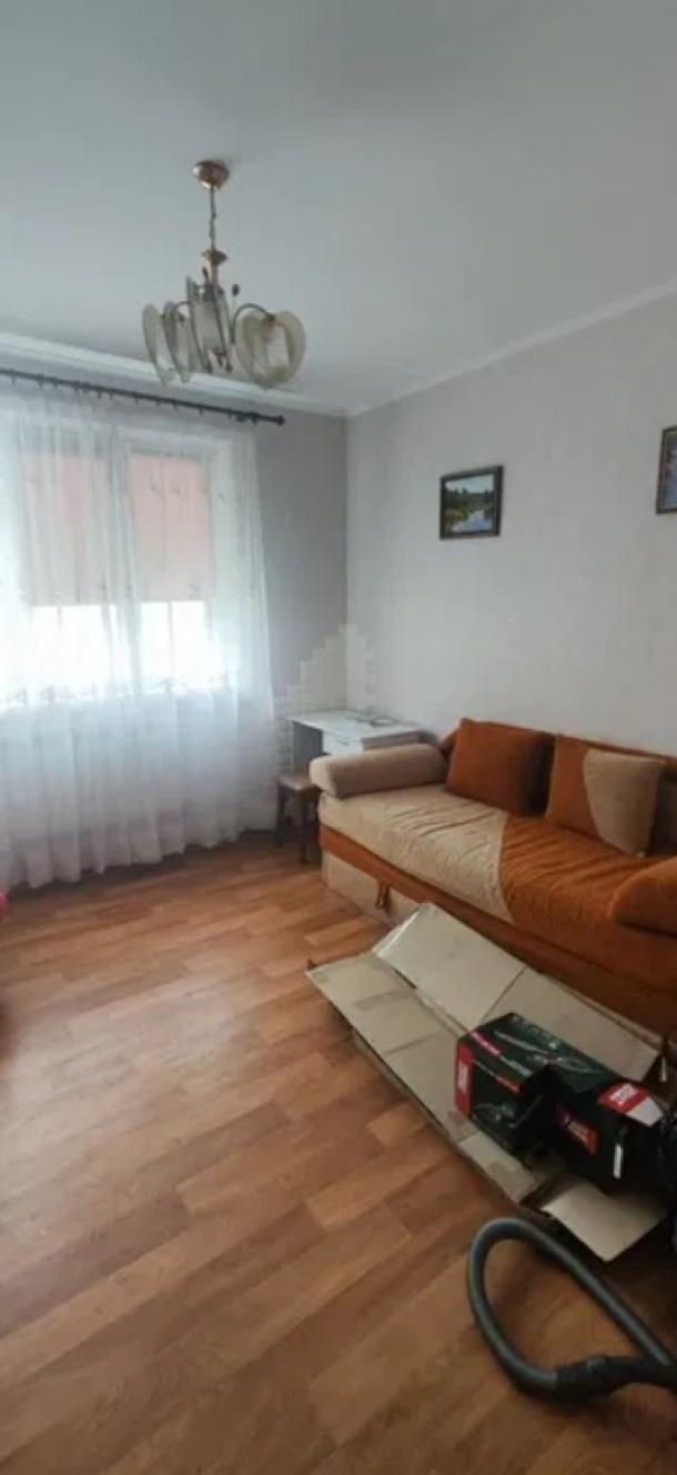 Квартира, 2-кімн., Харьков, 606м/р, Тракторостроителей просп.