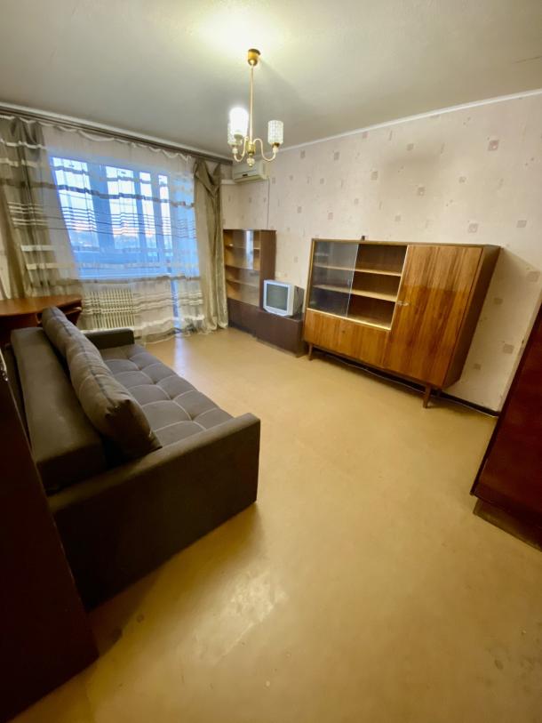 Квартира, 1-кімн., Харьков, 520м/р, Гвардейцев Широнинцев