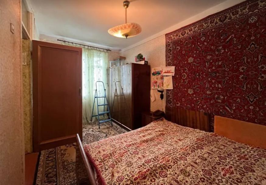 Квартира, 3-кімн., Харьков, ХТЗ, Индустриальный просп. (Фрунзе проспект)