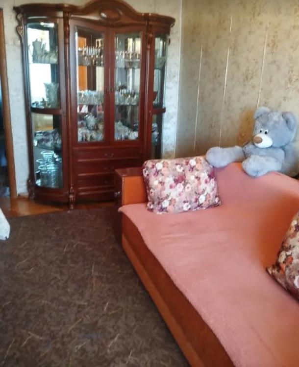 Квартира, 3-кімн., Харьков, 524м/р, Гвардейцев Широнинцев