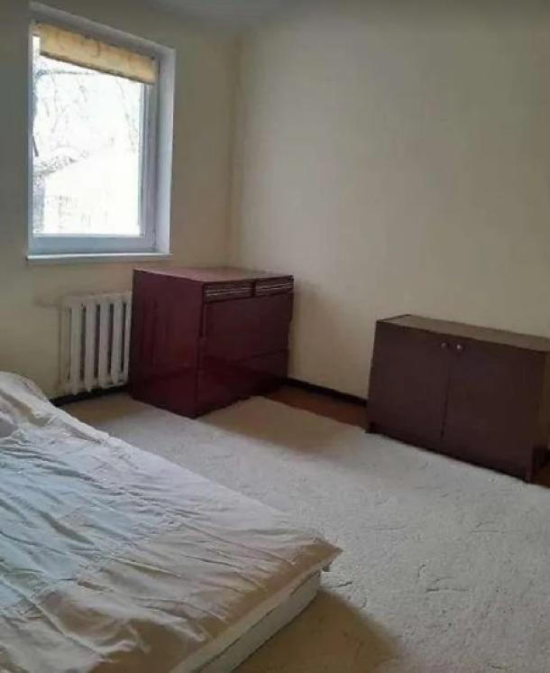 Квартира, 3-кімн., Харьков, Бавария, Конотопская