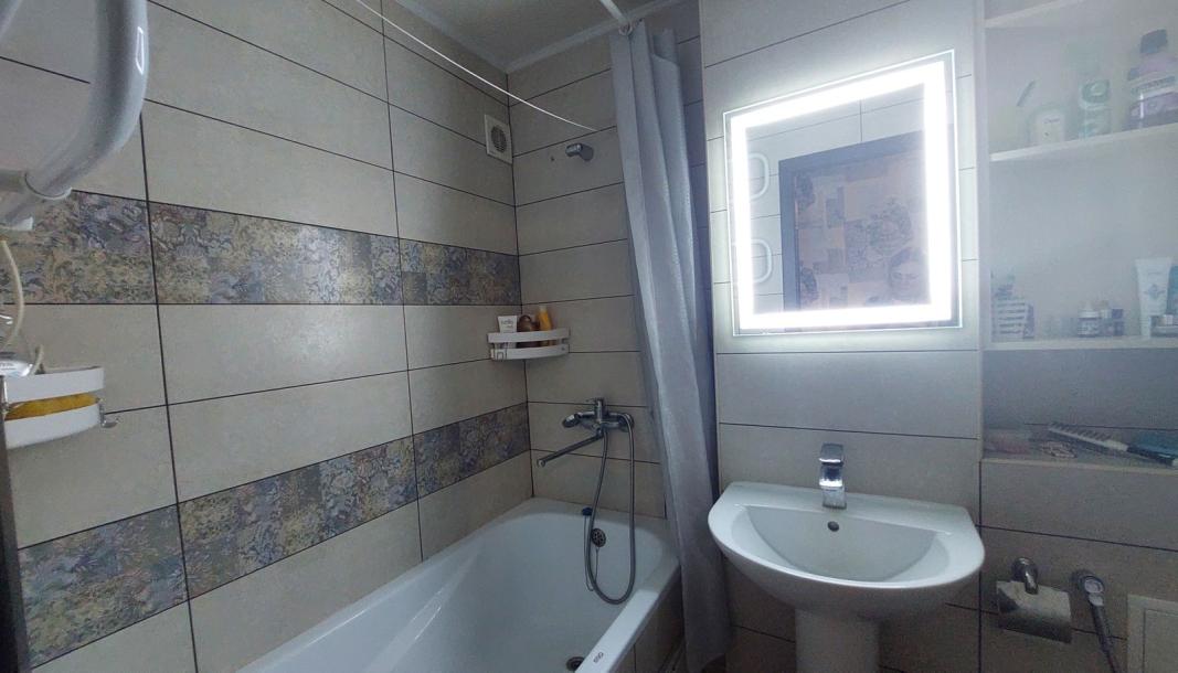 Квартира, 2-кімн., Харьков, Новые Дома, Каденюка (Танкопия)