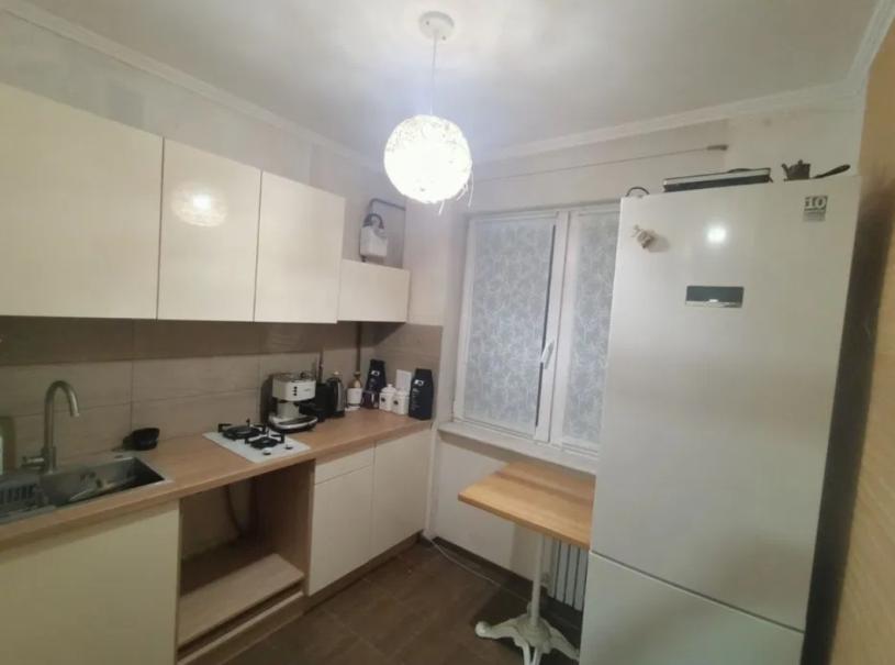 Квартира, 3-кімн., Харьков, 524м/р, Бучмы