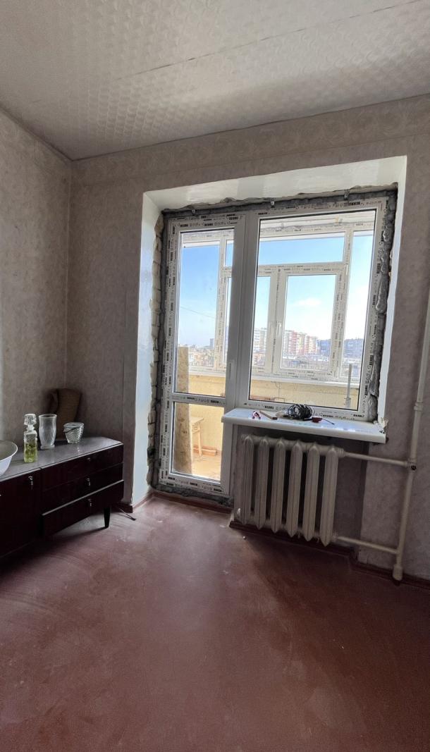 Квартира, 3-кімн., Харьков, Новые Дома, Каденюка (Танкопия)