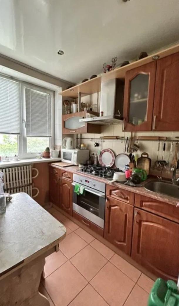 Квартира, 2-кімн., Харьков, 604м/р, Тракторостроителей просп.
