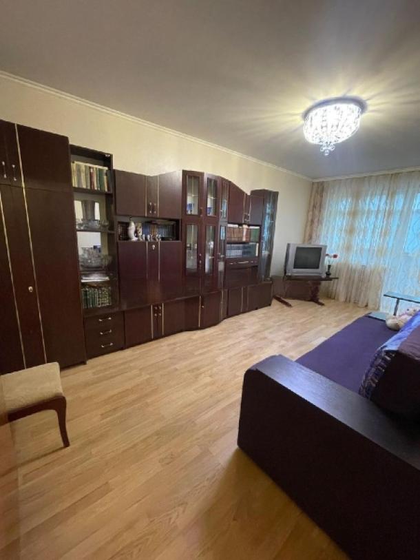 Квартира, 1-кімн., Харьков, Алексеевка, Победы пр.