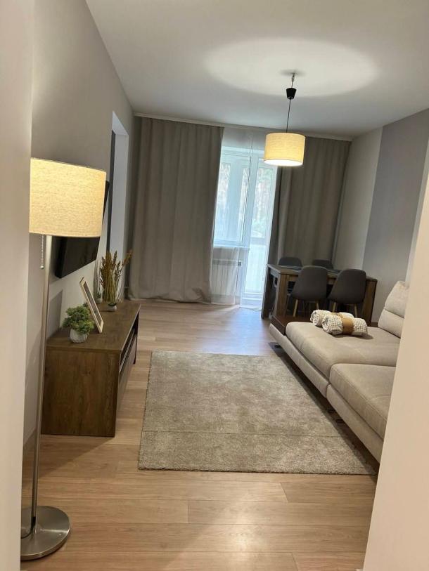 Квартира, 3-кімн., Солоницевка, Харьковский район, Сумской путь