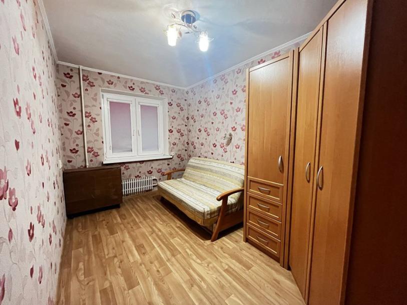 Квартира, 3-кімн., Харьков, 608м/р, Валентиновская