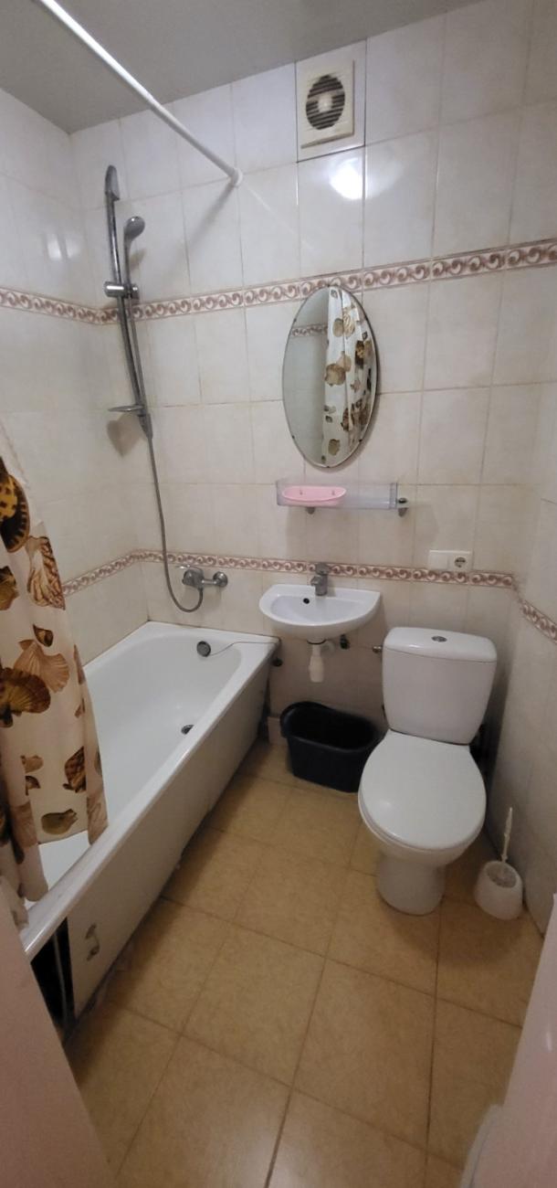 Квартира, 1-кімн., Харьков, 607м/р, Непокоренных (Героев Труда)